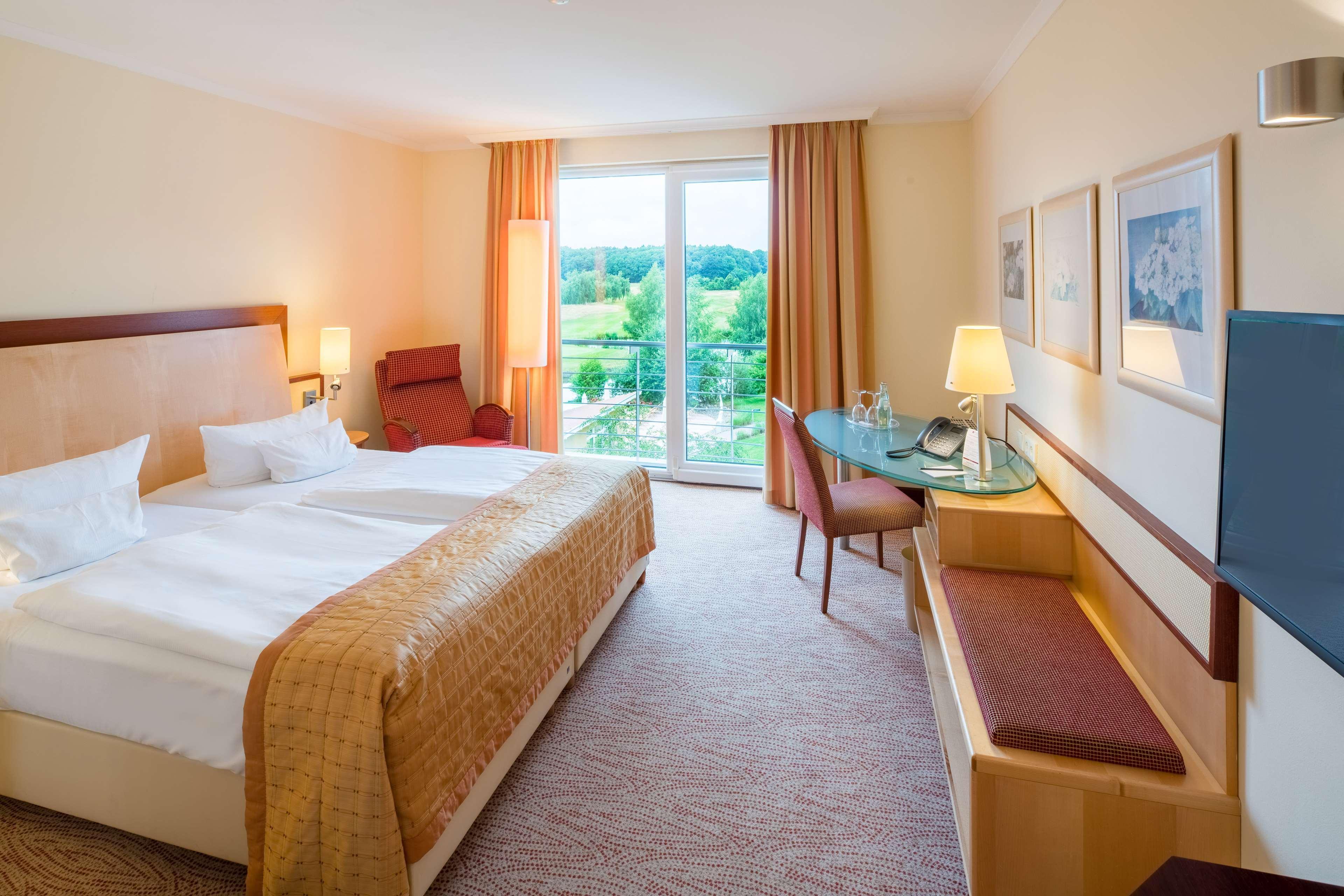Best Western Premier Castanea Resort Hotel Adendorf Esterno foto
