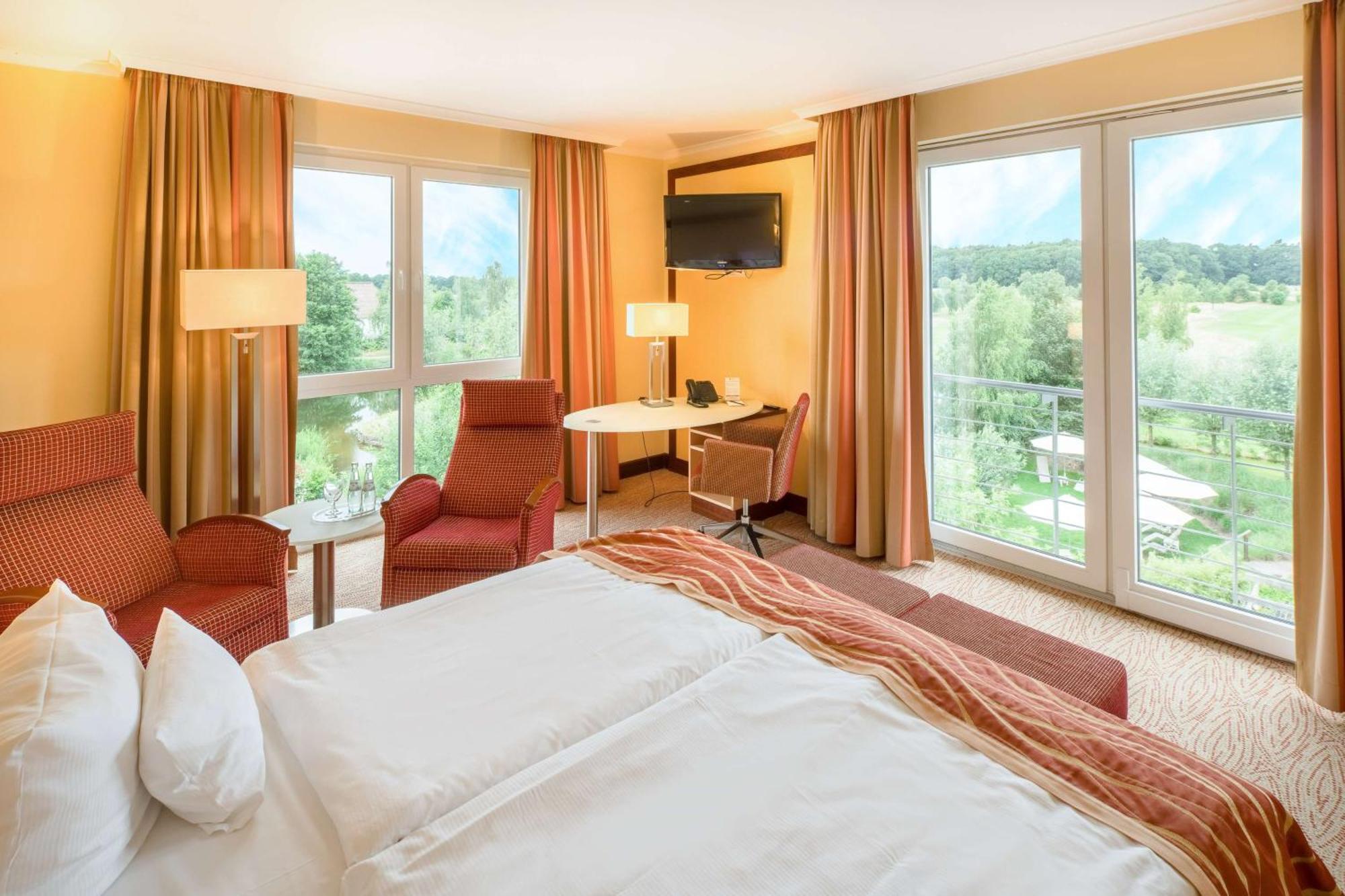 Best Western Premier Castanea Resort Hotel Adendorf Esterno foto